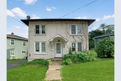 912 Gates St, Phillipsburg, NJ 08865 - Photo 1