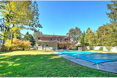 1A Sterling Ave - Photo 1