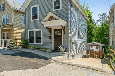 14 Catherine Ln, Morristown, NJ 07960 - Photo 1