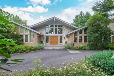 28 Rainbow Ridge Dr, Livingston, NJ 07039 - Photo 1