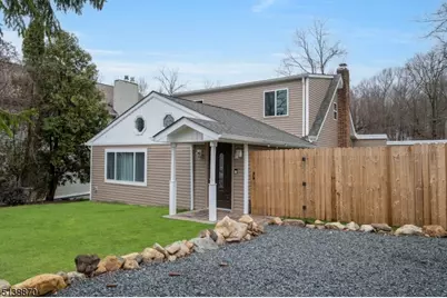 10 Cove Rd, Mount Arlington, NJ 07856 - Photo 1