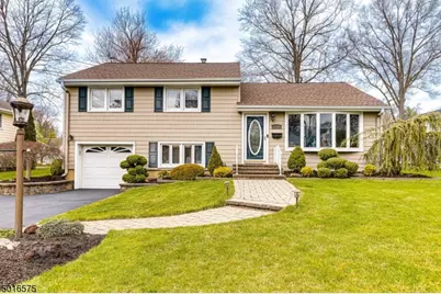 608 Ardsleigh Dr, Westfield, NJ 07090 - Photo 1
