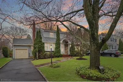 117 Thomas St, Cranford Township, NJ 07016 - Photo 1