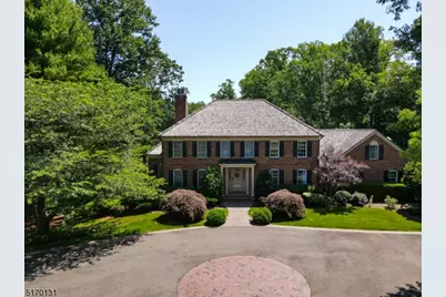 71 Beverly Dr, Bernardsville, NJ 07924 - Photo 1