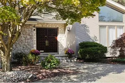 16 Lockhern Dr, Livingston, NJ 07039 - Photo 1