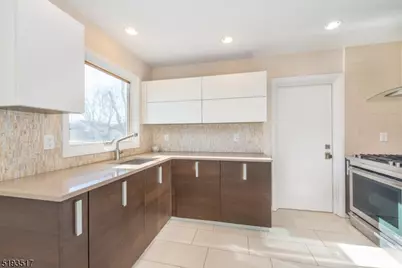 8 Hawthorne Dr, Livingston, NJ 07039 - Photo 1