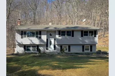 19 Black Walnut Mt Rd, Vernon, NJ 07461 - Photo 1