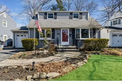 363 Park View Dr, Scotch Plains Township, NJ 07076 - Photo 1