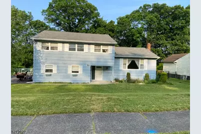 53 Kossuth Pl, Wayne, NJ 07470 - Photo 1