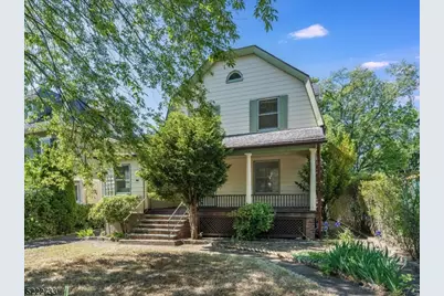 7 Gardiner Pl, Montclair, NJ 07042 - Photo 1