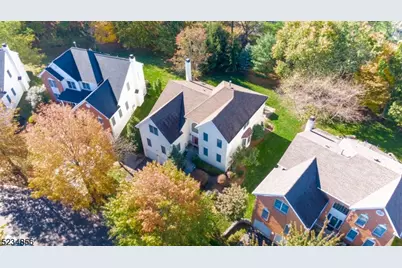 17 Sullivan Dr, Bernards Township, NJ 07920 - Photo 1