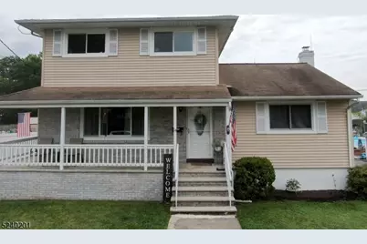 14 Cedar St, Pompton Lakes, NJ 07442 - Photo 1