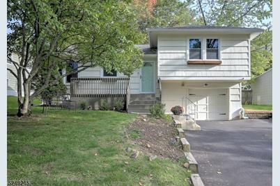 8 Barry Dr - Photo 1