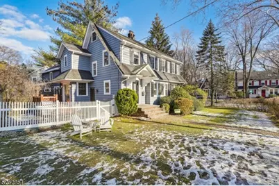 13 Arcularius Ter, Maplewood, NJ 07040 - Photo 1