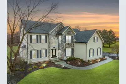 3 Messenger Ln, Raritan Township, NJ 08551 - Photo 1