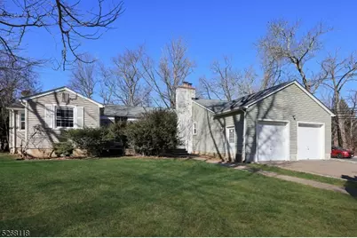 1430 Dunn Parkway, Mountainside, NJ 07092 - Photo 1