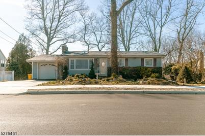 44 Hilltop Ter, Bloomingdale, NJ 07403 - Photo 1