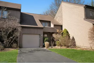 8 Jenni Lane, Morristown, NJ 07960 - Photo 1