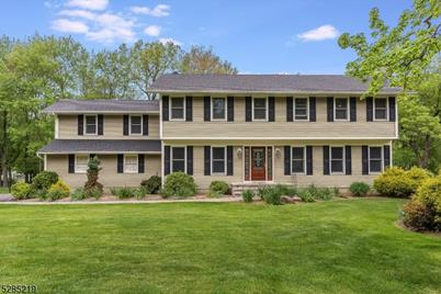 93 Meadowbrook Rd, Randolph Township, NJ 07869 - Photo 1