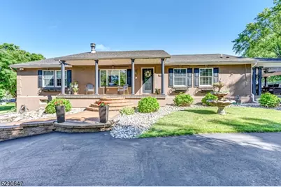 17 Kitchen Road, Franklin Township, NJ 08802 - Photo 1