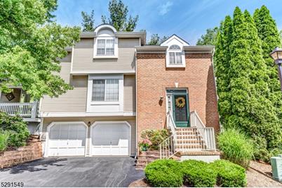 9 Schindler Ter, Long Hill Township, NJ 07933 - Photo 1