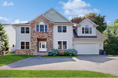 12 Lincoln Park Rd, Pequannock Township, NJ 07440 - Photo 1