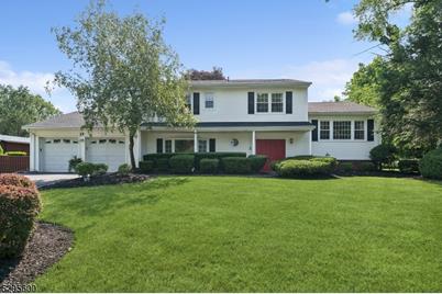 14 Rhoda Ter, Parsippany, NJ 07054 - Photo 1