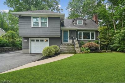 111 W End Ave, Summit, NJ 07901 - Photo 1