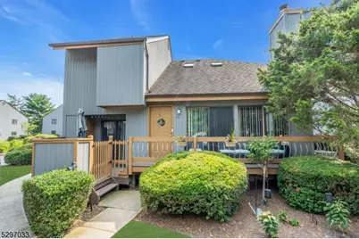 12 Chestnut Ct, Bernards Township, NJ 07920 - Photo 1