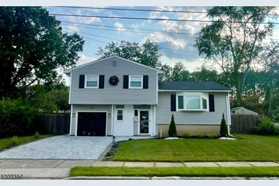 112 Winding Rd, Woodbridge Township, NJ 08830 - Photo 1