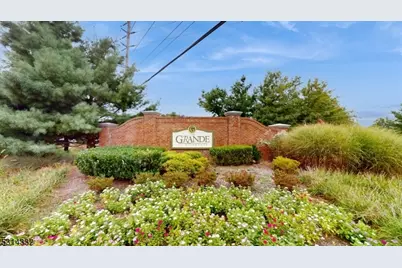 4406 Ramapo Ct, Riverdale, NJ 07457 - Photo 1