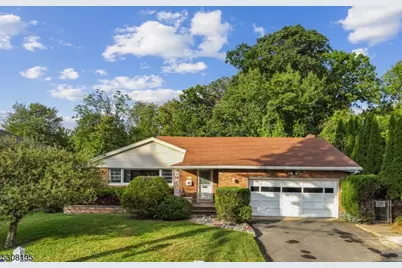 79 Evergreen Ave, Springfield, NJ 07081 - Photo 1