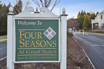 6 Pebble Rd #A2, Woodland Park, NJ 07424 - Photo 1