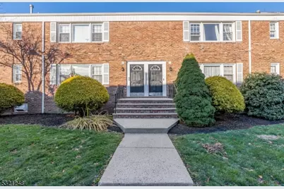 8 Columbia Dr #2A, Bridgewater, NJ 08807 - Photo 1