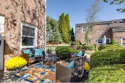 14 Wareham Ct, Scotch Plains Township, NJ 07076 - Photo 1