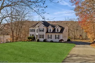 17 Cottonwood Trl, Sparta Township, NJ 07871 - Photo 1