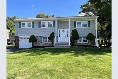 32 Rapalyea Rd, Hopatcong, NJ 07843 - Photo 1