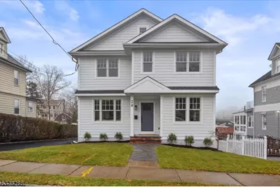 24 Russell Pl, Summit, NJ 07901 - Photo 1