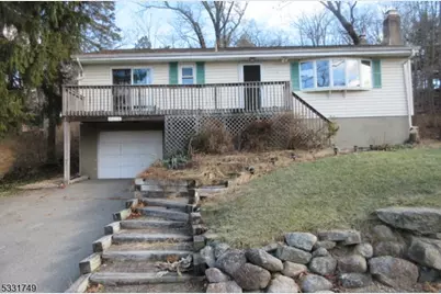 11 Overlook Ter, Ringwood, NJ 07456 - Photo 1