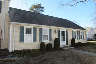 122C Lowell Ln, Monroe Township, NJ 08831 - Photo 1