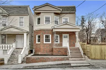 204 19th Ave, Irvington, NJ 07111 - Photo 1
