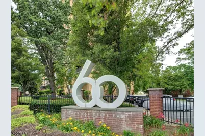 60 Parkway Dr #11C, East Orange, NJ 07017 - Photo 1