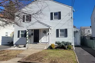 208 N 17th St, Bloomfield, NJ 07003 - Photo 1