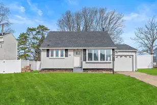 28 Kohomo Ave, Gloucester Township, NJ 08081 - Photo 1