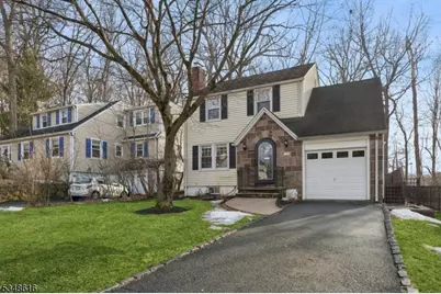 21 Monroe Ave, Roseland, NJ 07068 - Photo 1