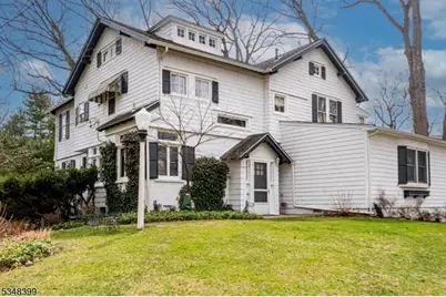 5 Oak Ridge Rd, Caldwell, NJ 07006 - Photo 1