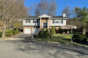 14 Gary Pl, Wanaque, NJ 07465 - Photo 1