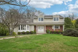 91 N Hillside Ave, Livingston, NJ 07039 - Photo 1