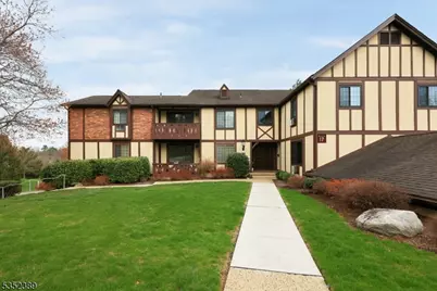 17-F Canterbury Rd #F, Chatham Township, NJ 07928 - Photo 1