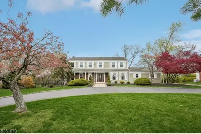 8 Iroquois Dr, Livingston, NJ 07039 - Photo 1